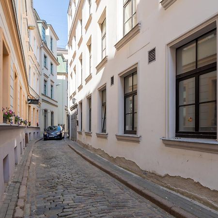 Spacious 1-Bedroom Apartment In The Heart Of Old Town Riga Luaran gambar